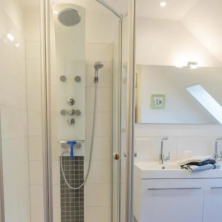 Semesterbostad Ferienhaus-moewenblick *